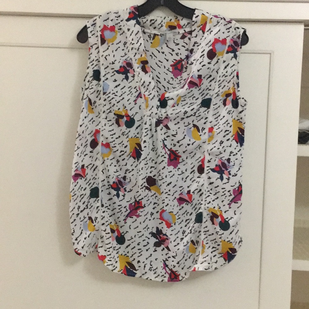 Halogen top. Size small